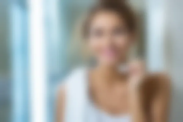 拔牙后舌苔发黑的原因是什么？该如何应对这种情况？