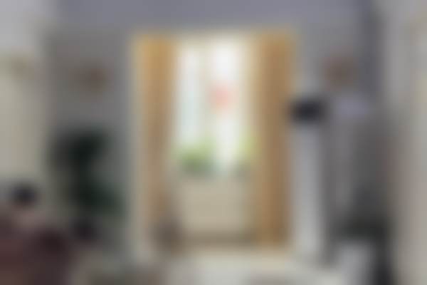 如何预约闫军 医生的医美服务