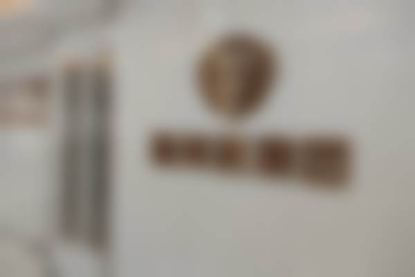 李冰：疑难面部修复与年轻化抗衰专属医师