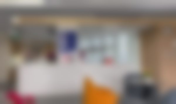 湛江爱尔奥理德眼科医院前台