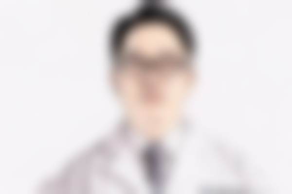 2. 学术积累与从业资历